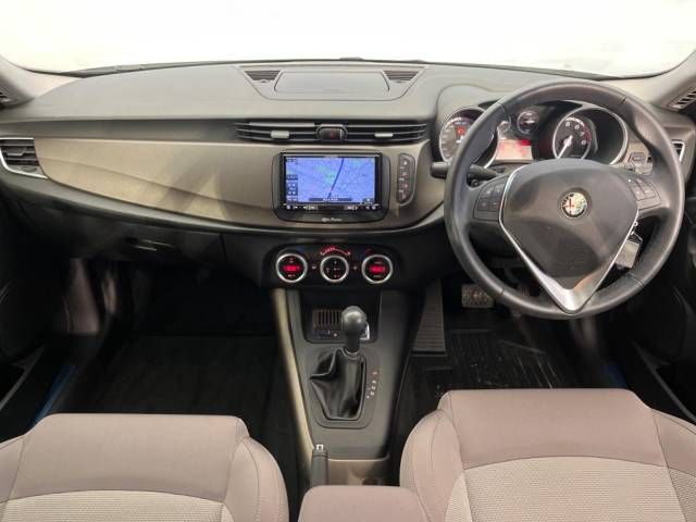 ALFA ROMEO GIULIETTA 2016-02 195299-1