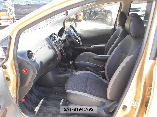 Nissan NOTE 2017-12 279878-9