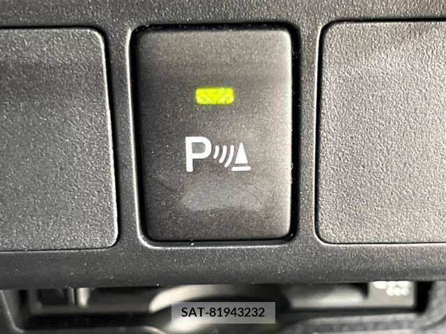 Toyota ROOMY 2022-04 339002-7