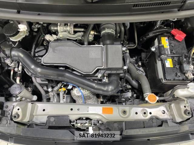 Toyota ROOMY 2022-04 339002-18