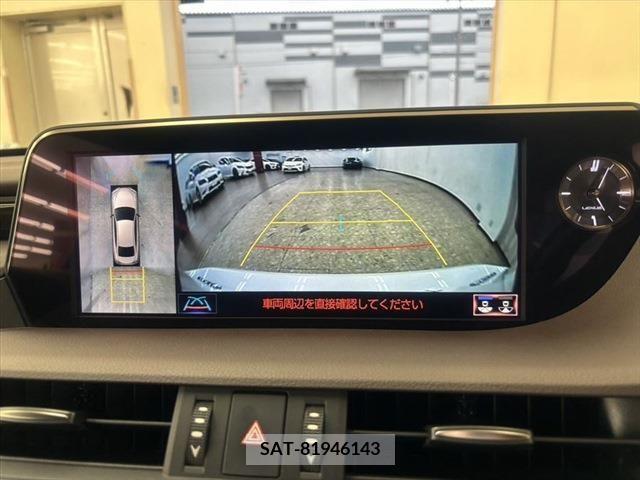 Lexus ES 2019-04 387672-25