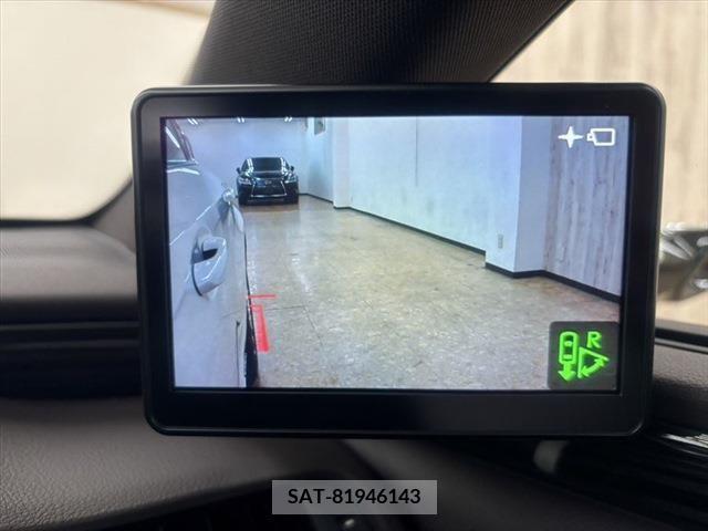Lexus ES 2019-04 387672-28