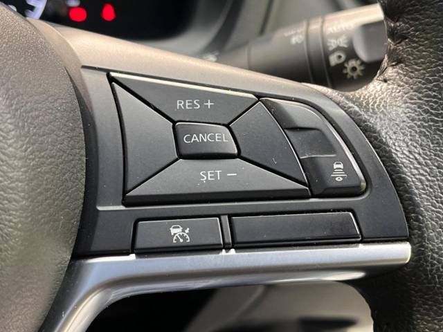 Nissan NOTE 2017-09 7192-6