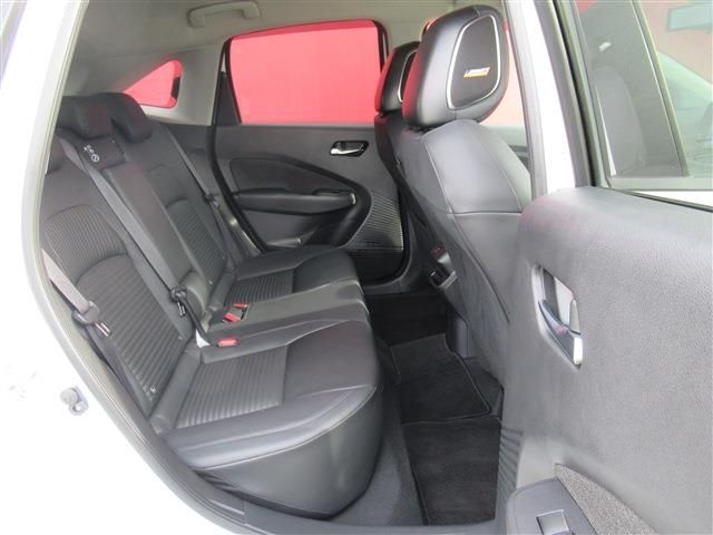 Nissan AURA 2022-11 195240-4