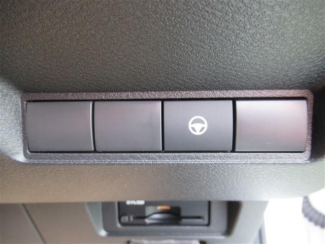 Nissan AURA 2022-11 195240-24