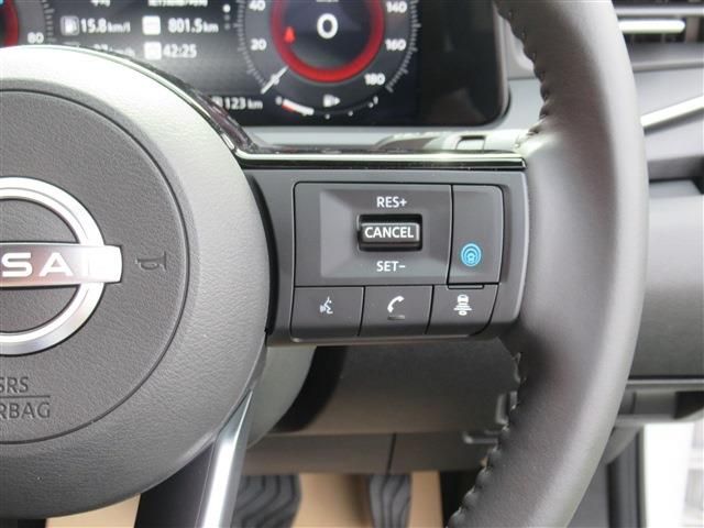 Nissan AURA 2022-11 195240-23