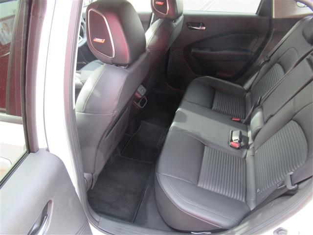 Nissan AURA 2022-11 195240-6