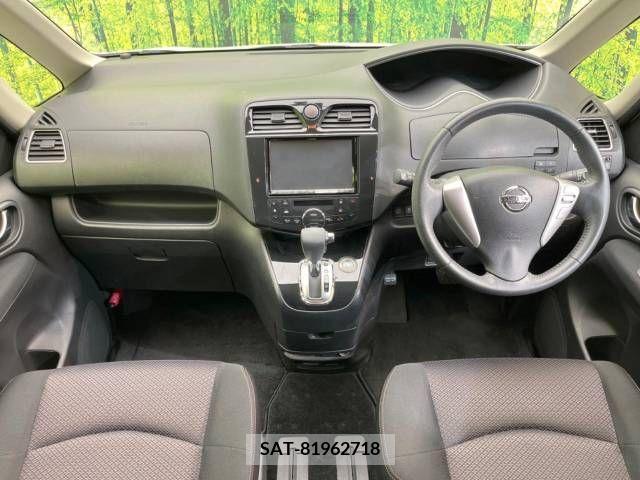 Nissan SERENA 2012-02 393911-1