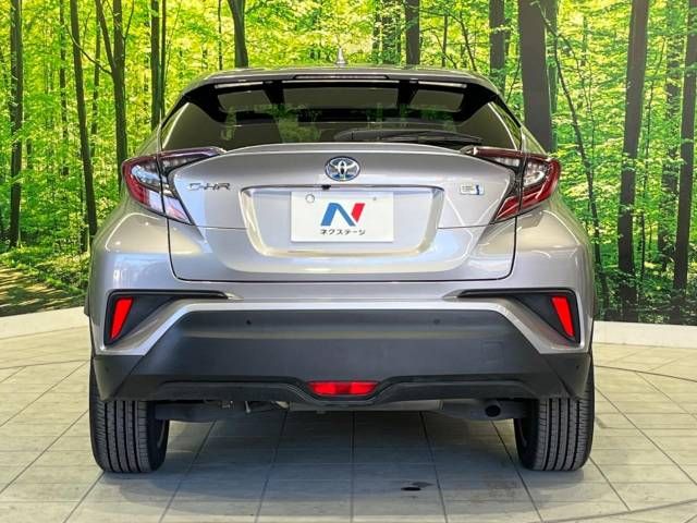 Toyota C-HR 2017-03 191951-15