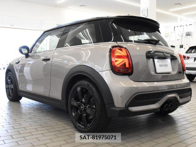 Bmw MINI 2021-07 220511-2
