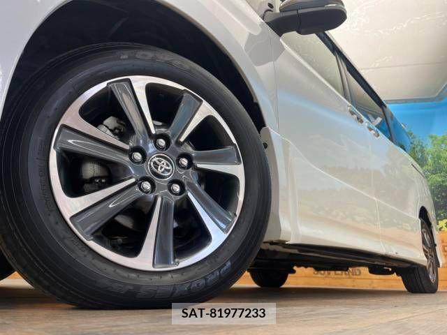 Toyota VOXY 2021-12 288921-13