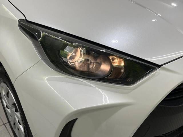 Toyota YARIS 2022-11 186558-12