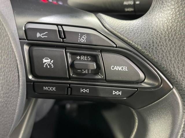 Toyota YARIS 2022-11 186558-5