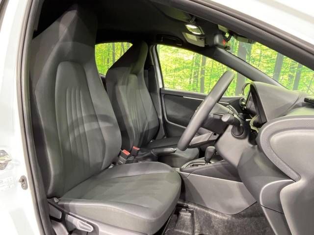 Toyota YARIS 2022-11 186558-8