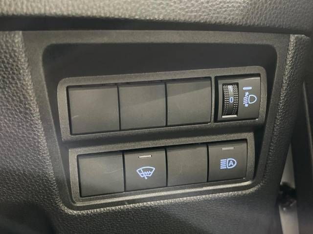Toyota YARIS 2022-11 186558-7