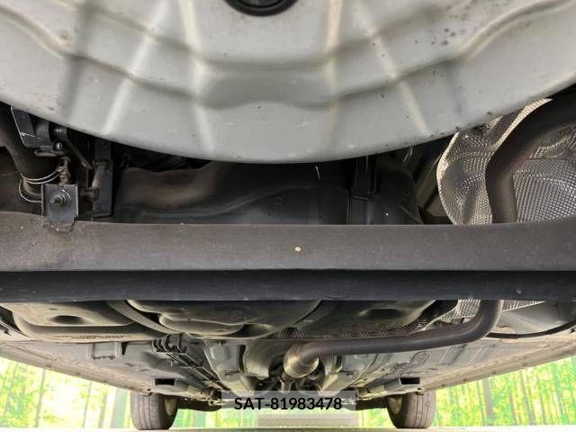 Nissan NOTE 2017-06 305393-19