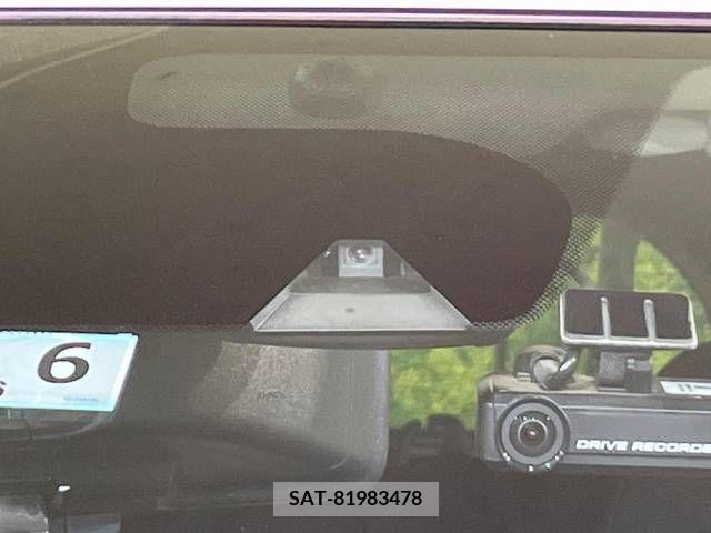 Nissan NOTE 2017-06 305393-2