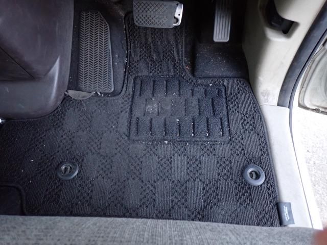 Honda N BOX 2018-03 187736-10