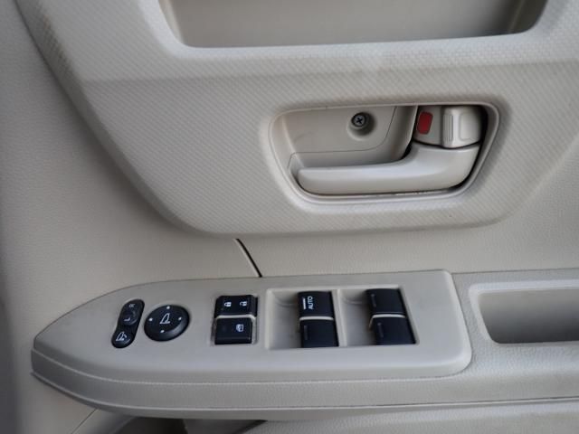 Honda N BOX 2018-03 187736-13