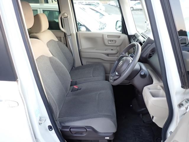 Honda N BOX 2018-03 187736-9
