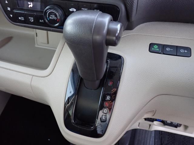 Honda N BOX 2018-03 187736-16