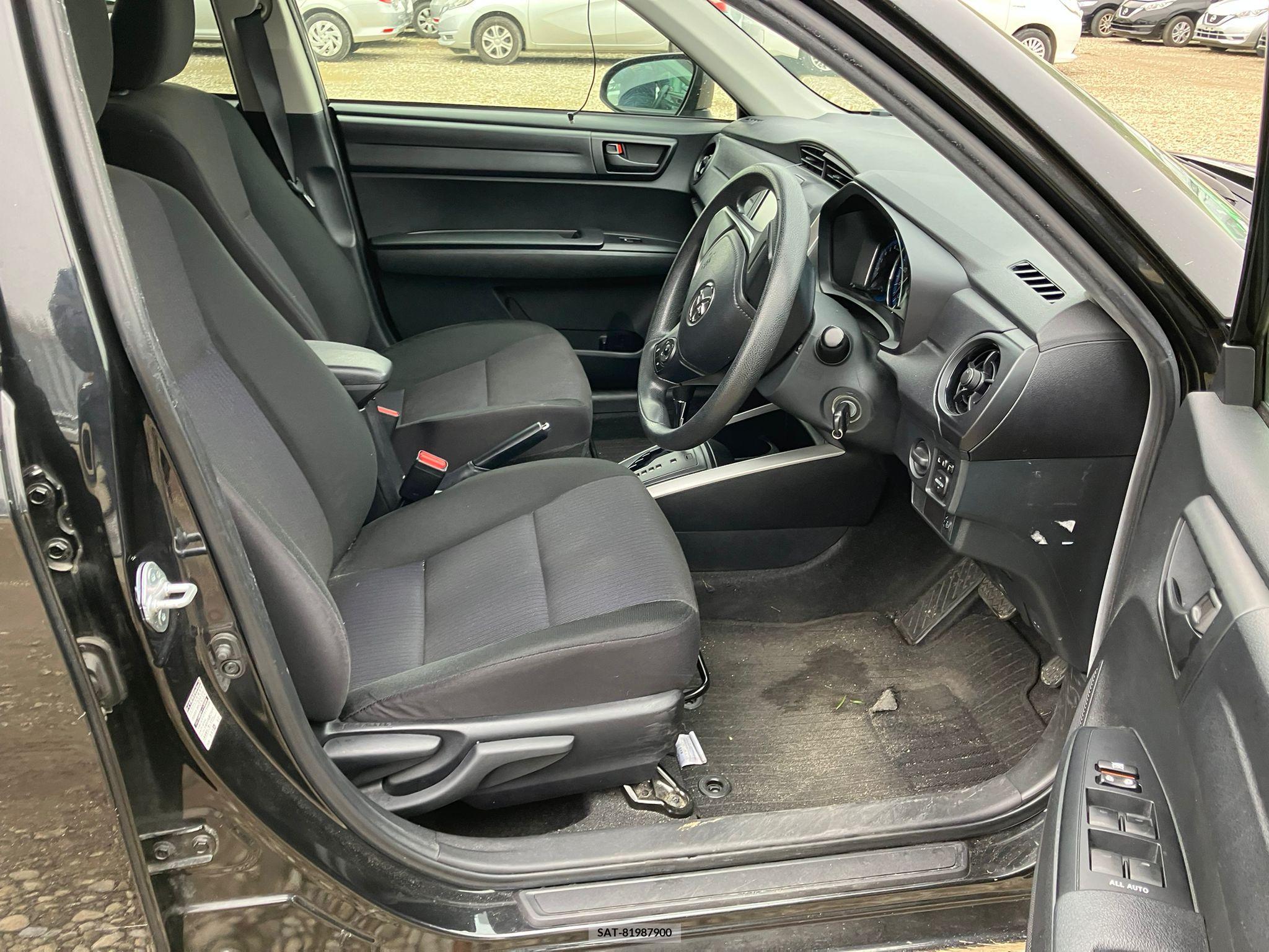 Toyota COROLLA FIELDER 2017-04 257742-8