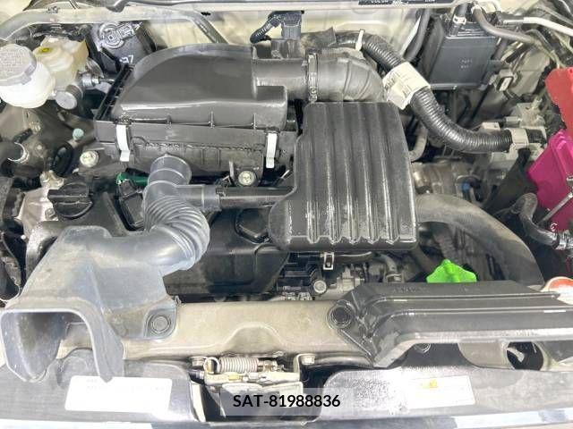 Suzuki SPACIA 2019-08 237724-18