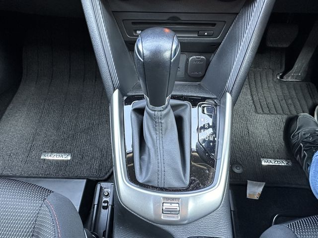 Mazda MAZDA2 2021-03 12675-23