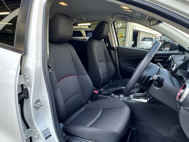Mazda MAZDA2 2021-03 12675-12