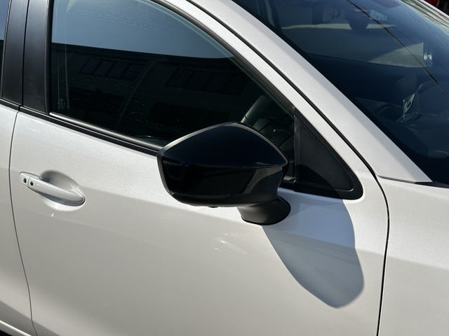 Mazda MAZDA2 2021-03 12675-7