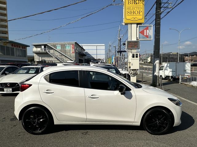 Mazda MAZDA2 2021-03 12675-2