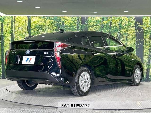 Toyota PRIUS 2016-03 366342-17