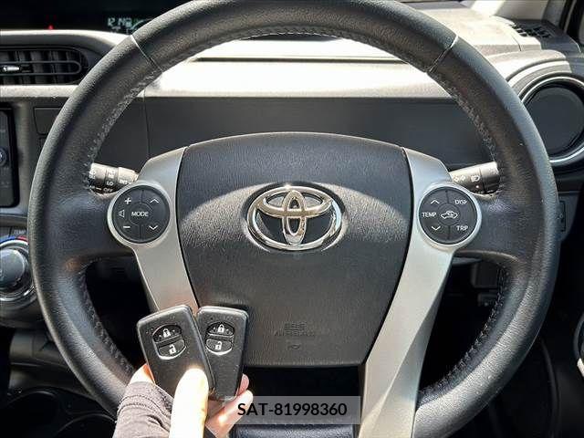 Toyota AQUA 2014-02 291880-4