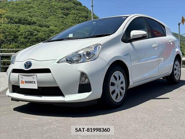 Toyota AQUA 2014-02 291880-9