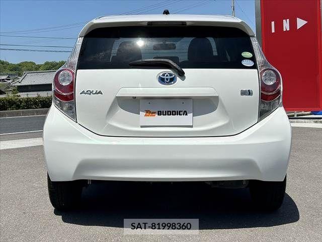 Toyota AQUA 2014-02 291880-13