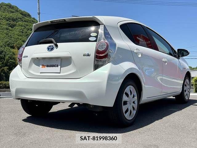 Toyota AQUA 2014-02 291880-14