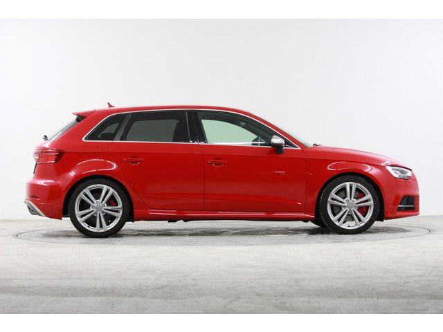 Audi S3 2017-12 3836-6