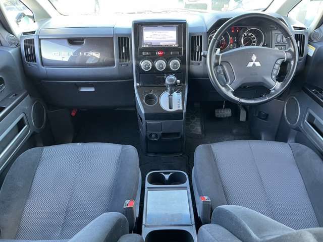Mitsubishi DELICA D5 2013-03 180439-6