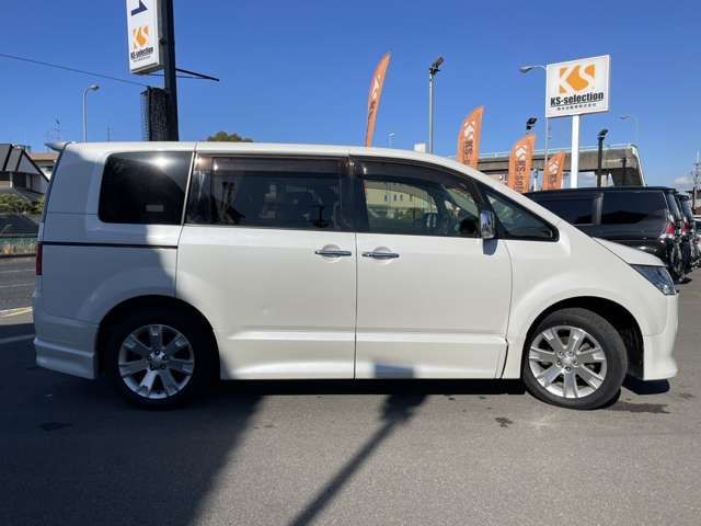 Mitsubishi DELICA D5 2013-03 180439-5
