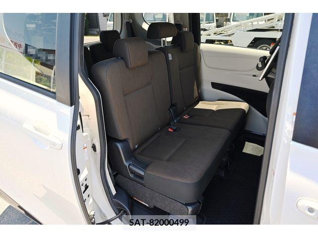 Toyota SIENTA 2016-01 285062-8