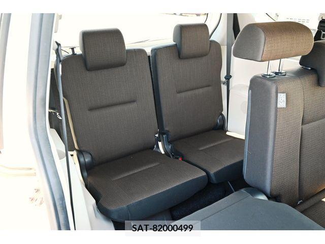Toyota SIENTA 2016-01 285062-9