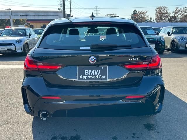 Bmw 1 SERIES 2023-03 188369-9