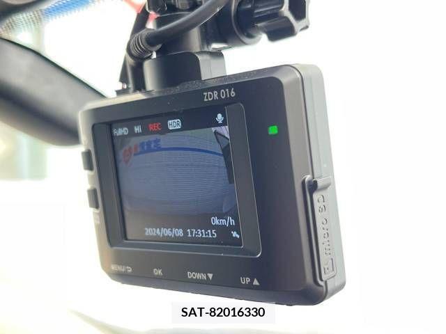 Mazda PREMACY 2014-03 301493-2
