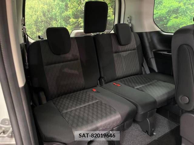 Nissan SERENA 2022-12 336276-12