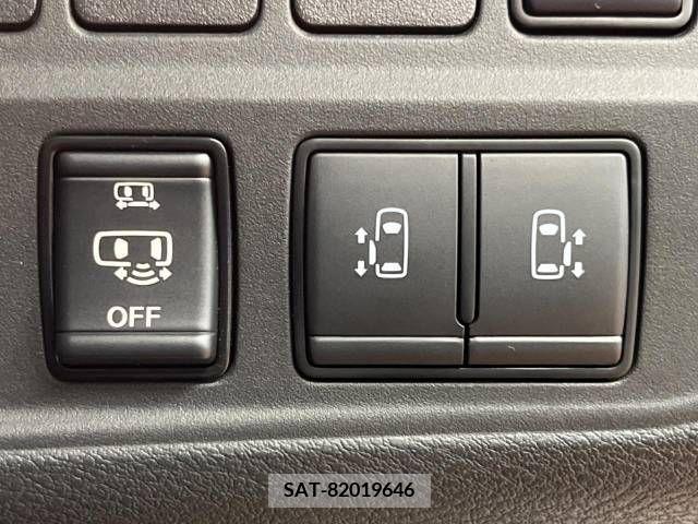 Nissan SERENA 2022-12 336276-7