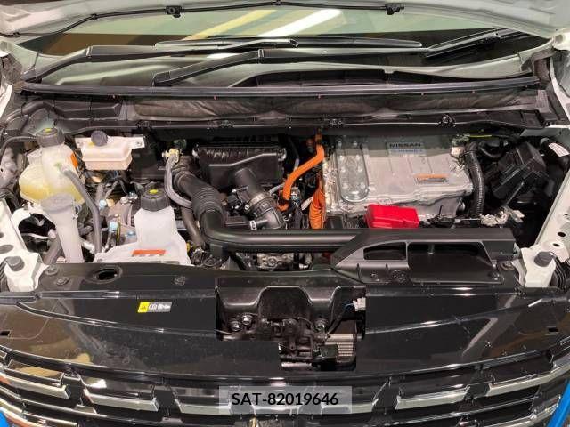 Nissan SERENA 2022-12 336276-18