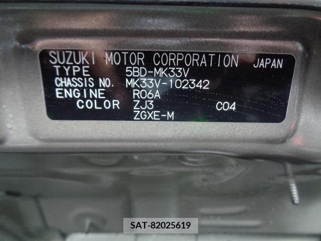 Suzuki SPACIA 2022-09 205092-18