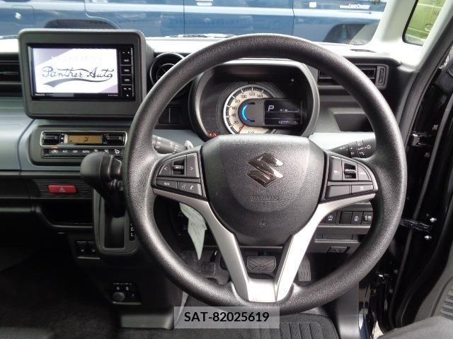 Suzuki SPACIA 2022-09 205092-3