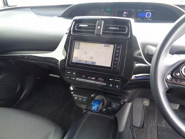Toyota PRIUS 2019-03 15347-13