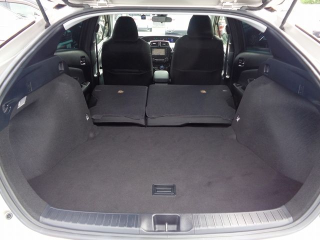 Toyota PRIUS 2019-03 15347-8